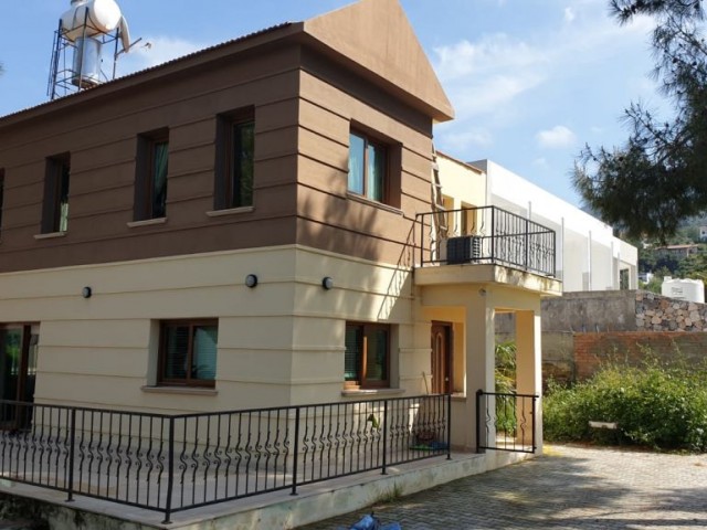 Villa Kaufen in Yukarı Girne, Kyrenia