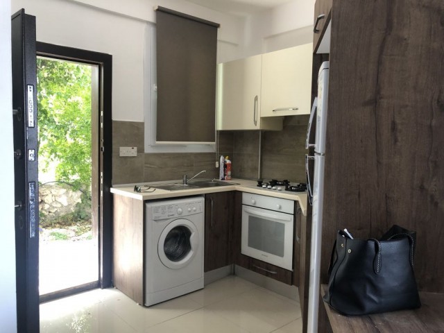 Studio Flat To Rent in Alsancak, Kyrenia