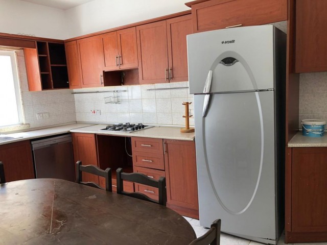 Flat For Sale in Küçük Kaymaklı, Nicosia