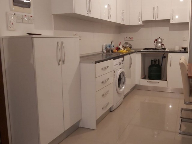 Flat To Rent in Girne Merkez, Kyrenia