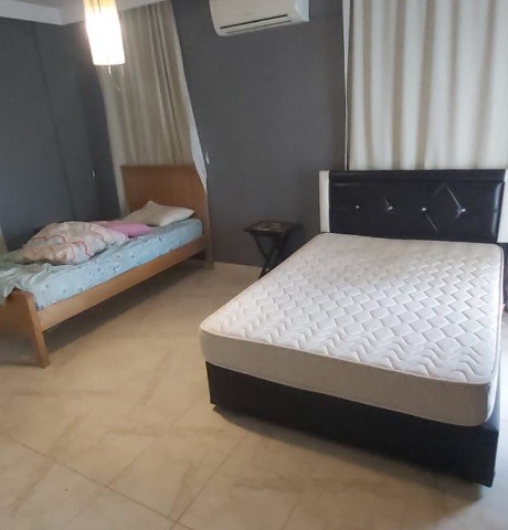 Girne merkezde dolmuş ve markete yürüyüş mesafesi nde 3 + 1 eşyalı daire (öğrenci aile farketmez)