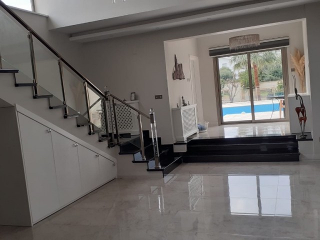 Villa To Rent in Alsancak, Kyrenia