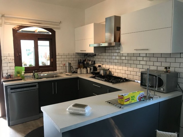 Bungalow For Sale in Karaoğlanoğlu, Kyrenia