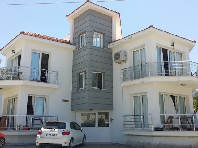 Flat To Rent in Zeytinlik, Kyrenia