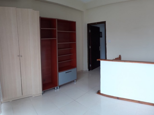 Flat For Sale in Girne Merkez, Kyrenia