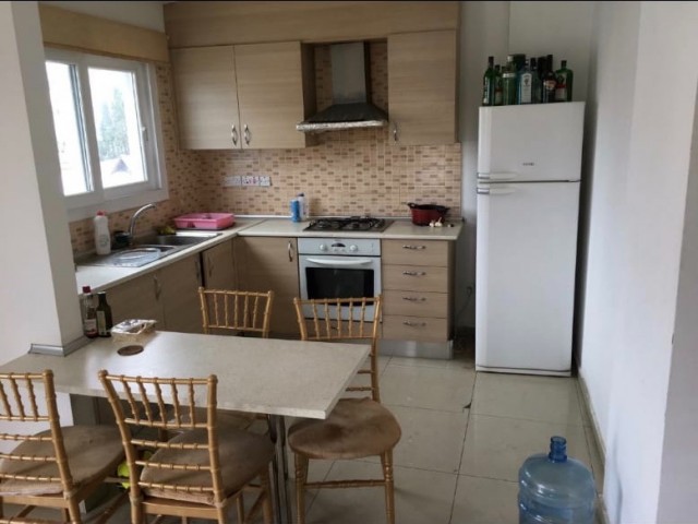 Lefkoşa hastane arkası duraklara yakın eşyalı 2+1 Kiralık daire (6 ay peşin alınacaktır)