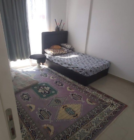 Girne merkezde merkezi lokasyonda 2 + 1 eşyalı kiralık daire