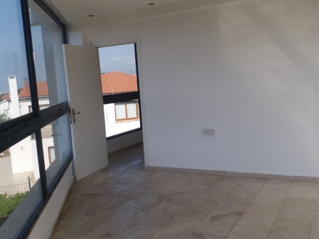 Flat To Rent in Çatalköy, Kyrenia