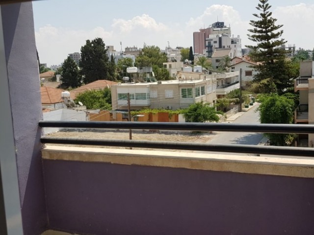 Flat To Rent in Kumsal, Nicosia