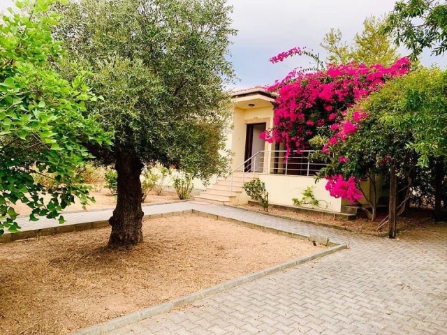 Detached House For Sale in Karaoğlanoğlu, Kyrenia