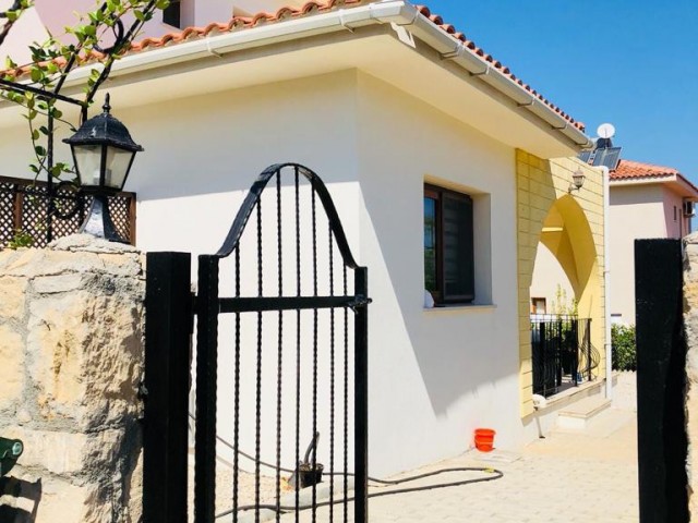 3 + 1 villas for sale in Esentepe with a fully furnished equivalent land plot with a garden 1 minute from the sea ** 