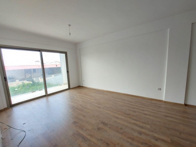 Ground floor 2+1 flat in central location in Lapta ** 