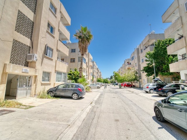 3+1 flat for sale in the center of Kyrenia, centrally located ** 