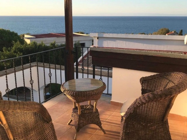 3+1 Villa zu vermieten mit Kamin mit Pool mit Meerblick in Karsiyaka ** 