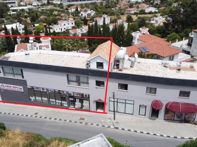 Halbgebäude zum Verkauf komplett mit ununterbrochenem Meerblick in chatalköy 110 metre2 Geschäft 100 metre2 halbgebäude zum Verkauf mit Kamin 2 + 1 Wohnung und Dachterrasse ** 