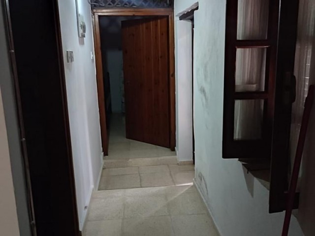 Detached House For Sale in Karşıyaka, Kyrenia