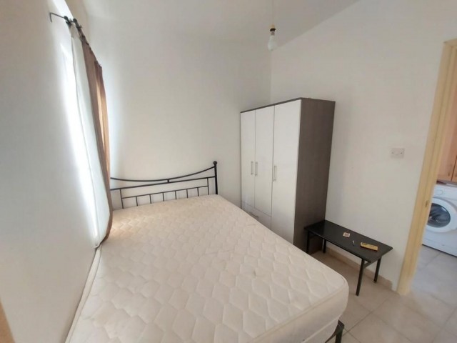 Girne merkezde satılık 2+1 penthouse daire (05338419808)Hülya öncal