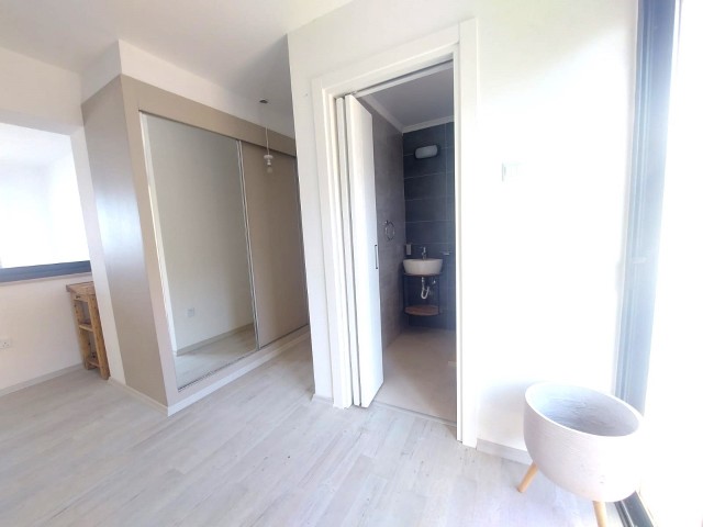 Penthouse for sale in a complex with a pool of 8 apartments with easy transportation in Alsancak with 2 bathrooms VAT paid roof terrace belonging to the apartment 2 + 1 penthouse for sale  ** 