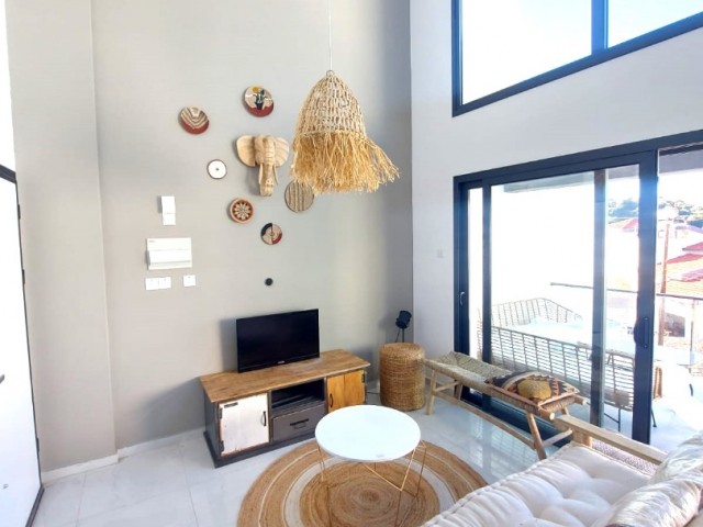 Penthouse for sale in a complex with a pool of 8 apartments with easy transportation in Alsancak with 2 bathrooms VAT paid roof terrace belonging to the apartment 2 + 1 penthouse for sale  ** 