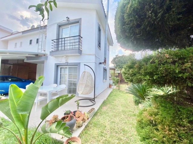 Semi-detached villa for sale in Kyrenia Bosphorus region