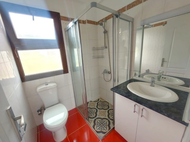 Duplex 3+1 penthouse flat for sale in a decent area in Alsancak, in a site with a shared pool