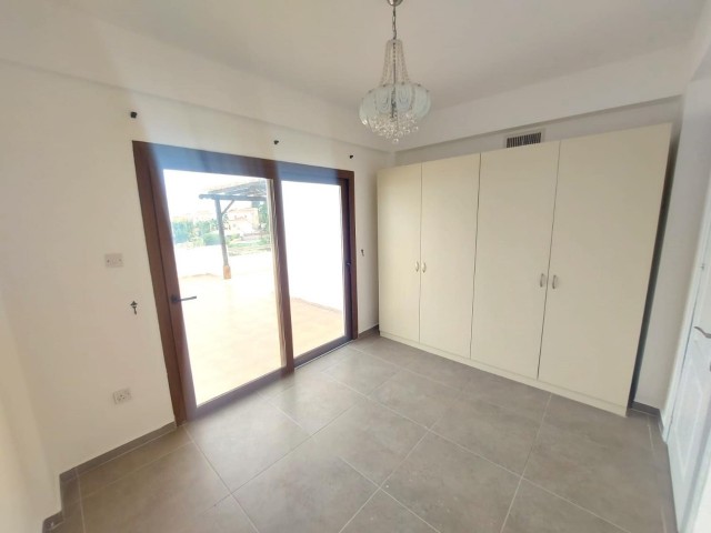 Duplex 3+1 penthouse flat for sale in a decent area in Alsancak, in a site with a shared pool