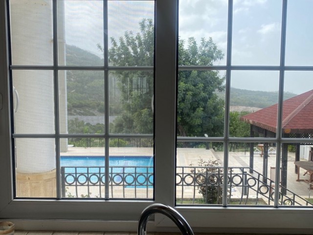 Villa To Rent in Arapköy, Kyrenia