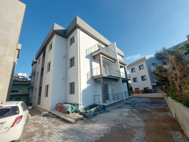 Новые квартиры 2+1 готовые к заселению в центре Кирении/Алсанджака..