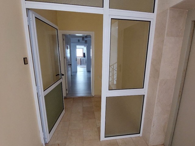 3+1 flat for sale in Famagusta Çanakkale Region, Central location, 5 minutes away from everywhere