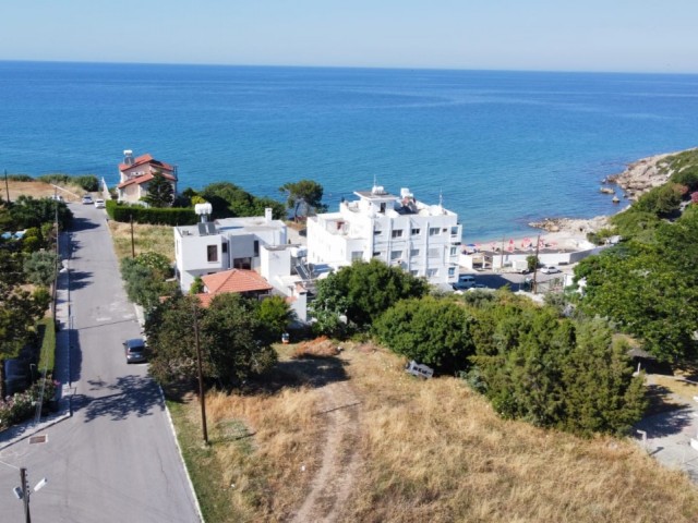 Girne Alsancak'ta Plaja 120 Metre Mesafede Villa Projesi Hazır -Satılık 553 m² Arsa