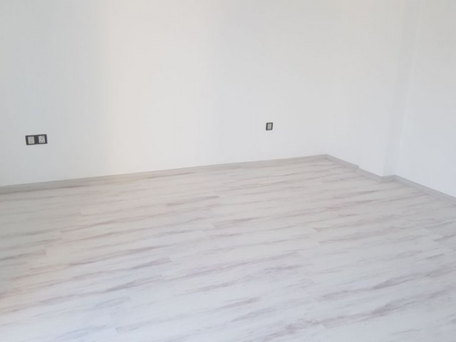 girne nusmar market yanında 3+1 muhteşem manzaralı geniş teraslı satılık penthouse 