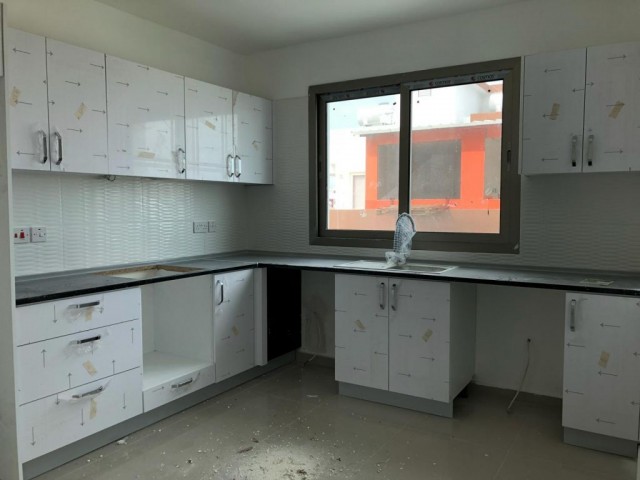 Flat For Sale in Girne Merkez, Kyrenia