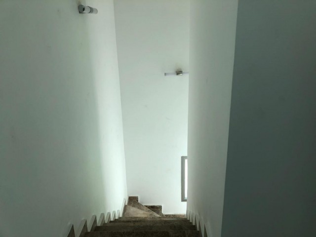 Penthouse For Sale in Girne Merkez, Kyrenia