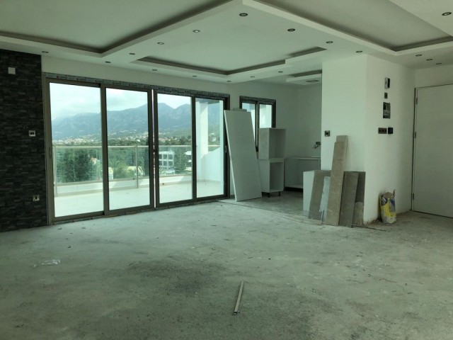 Penthouse Kaufen in Girne Merkez, Kyrenia