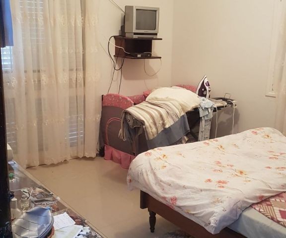 Flat To Rent in Karşıyaka, Kyrenia