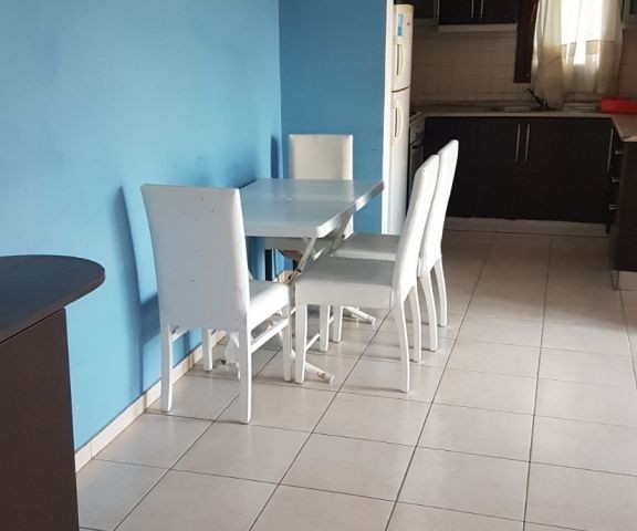 Flat To Rent in Alsancak, Kyrenia