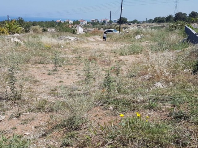 Residential Zoned Plot For Sale in Çatalköy, Kyrenia