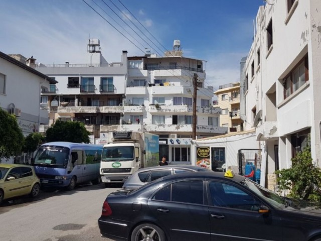 Girne merkezi lokasyonda kiralık  sendeli dükkan 