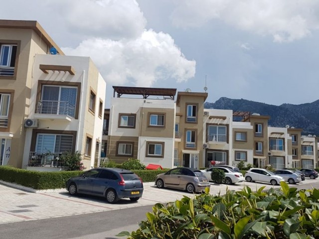 Flat To Rent in Alsancak, Kyrenia