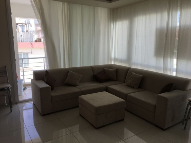 Girne jasmine court karşısı full eşyalı 2+1 (komisyonsuz)