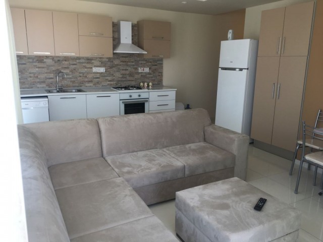 Girne merkezde jasmine court karşısı 3+1(KOMİSYONSUZ)