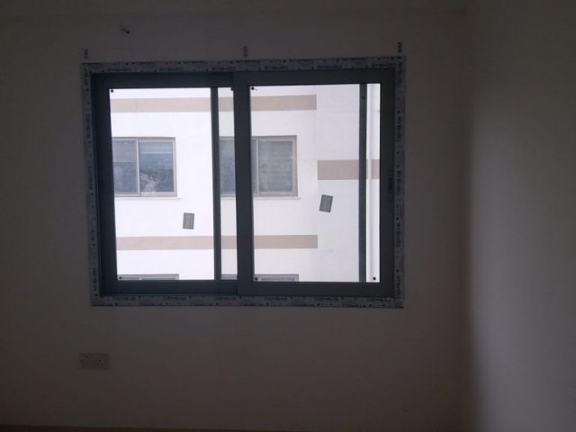 LEFKE'DE TAŞINMAYA HAZIR SATILIK 2+1 DAİRE