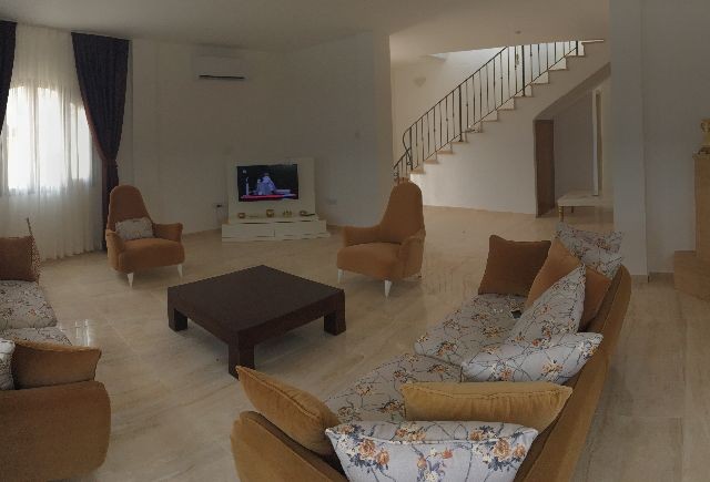 Satılık 3 Yatak Odalı Dublex Villa 