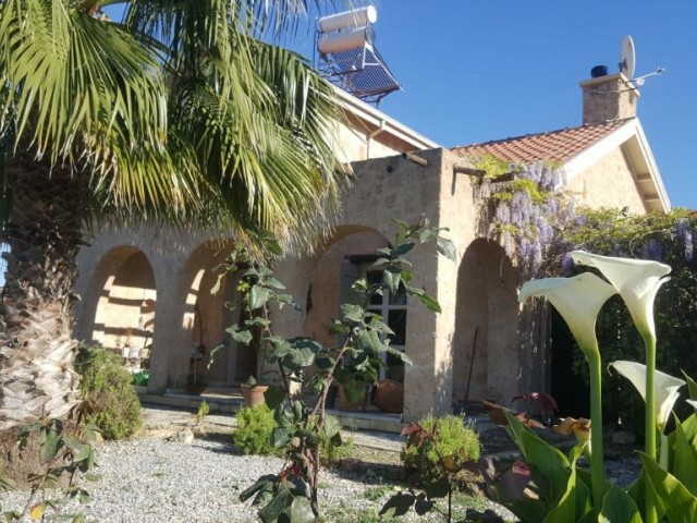 Villa For Sale in Çatalköy, Kyrenia