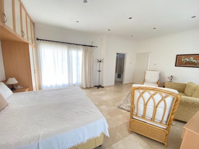 VILLA ZUM VERKAUF IN KYRENIA ** 