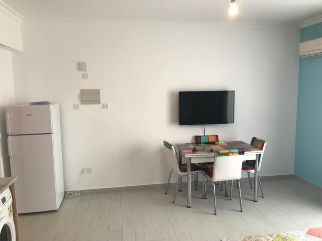 STUDIO WOHNUNG ZUM VERKAUF IN PIER ** 