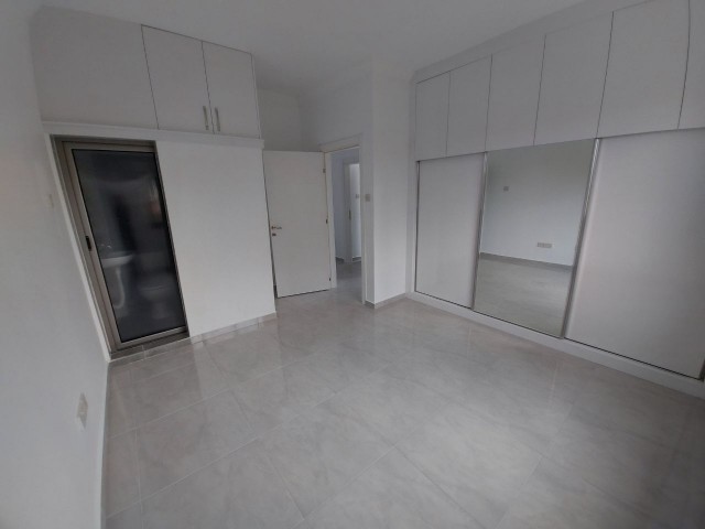 New 3+1 flats ready to move walking distance to the sea