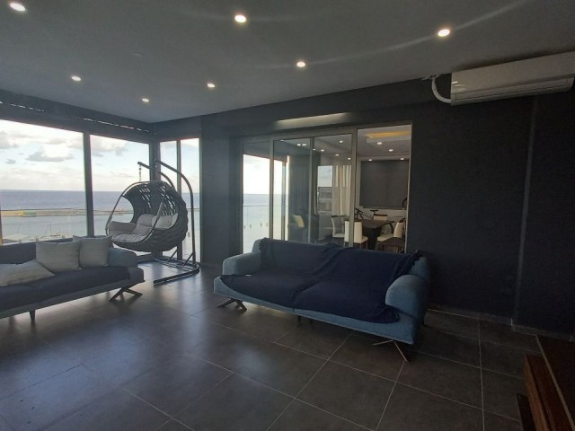 Girne Merkez Deniz Manzaralı 3+1 Penthouse