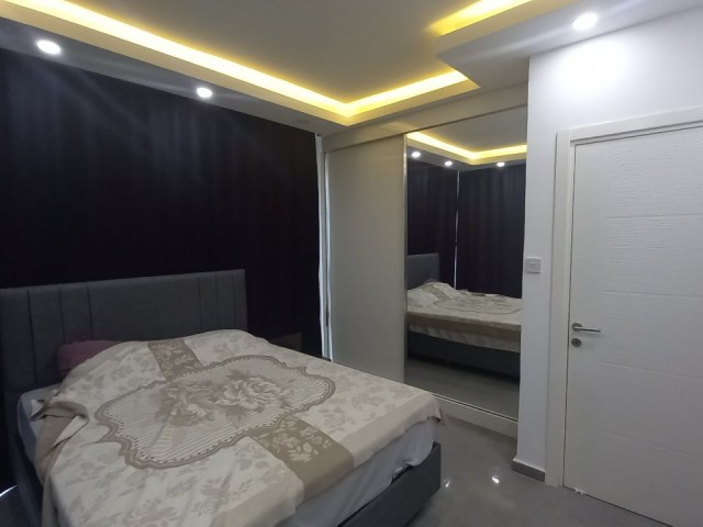 Girne Merkez Deniz Manzaralı 3+1 Penthouse