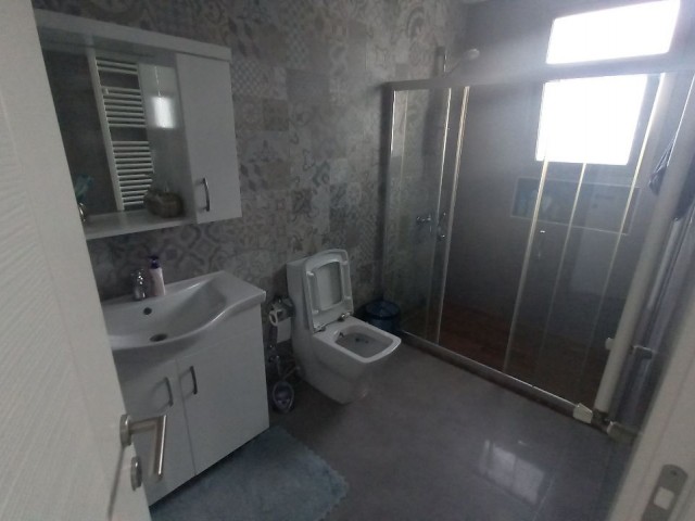 Girne Merkez Deniz Manzaralı 3+1 Penthouse